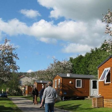 Camping Des Rochers Des Parcs Hotel Clecy Exterior photo